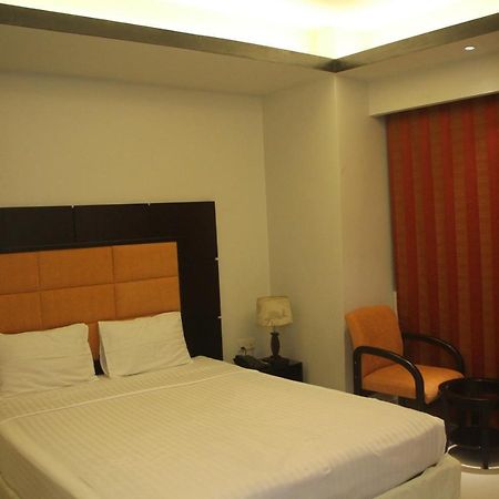 Orchid Business Hotel Chittagong Dış mekan fotoğraf