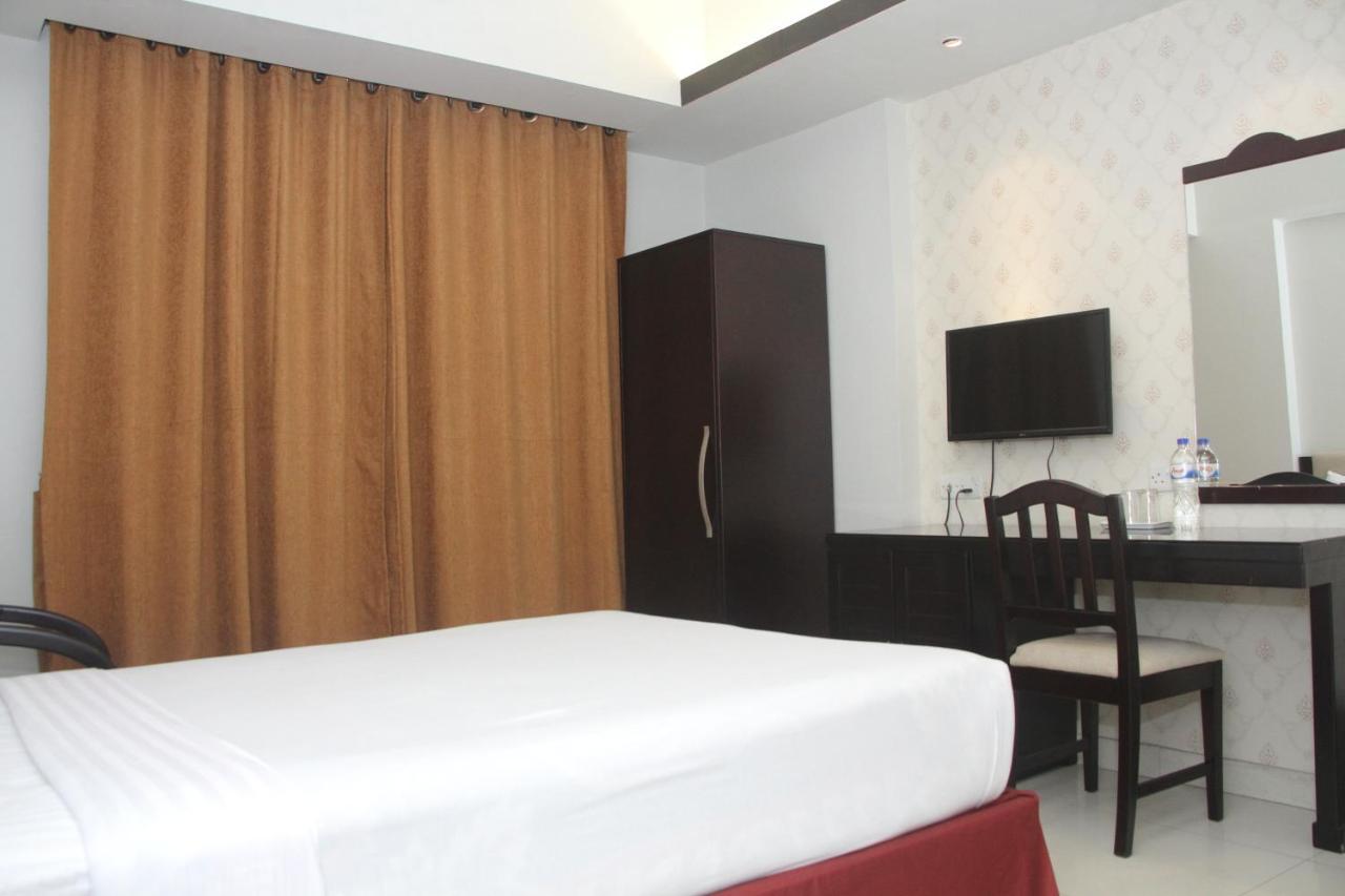 Orchid Business Hotel Chittagong Dış mekan fotoğraf