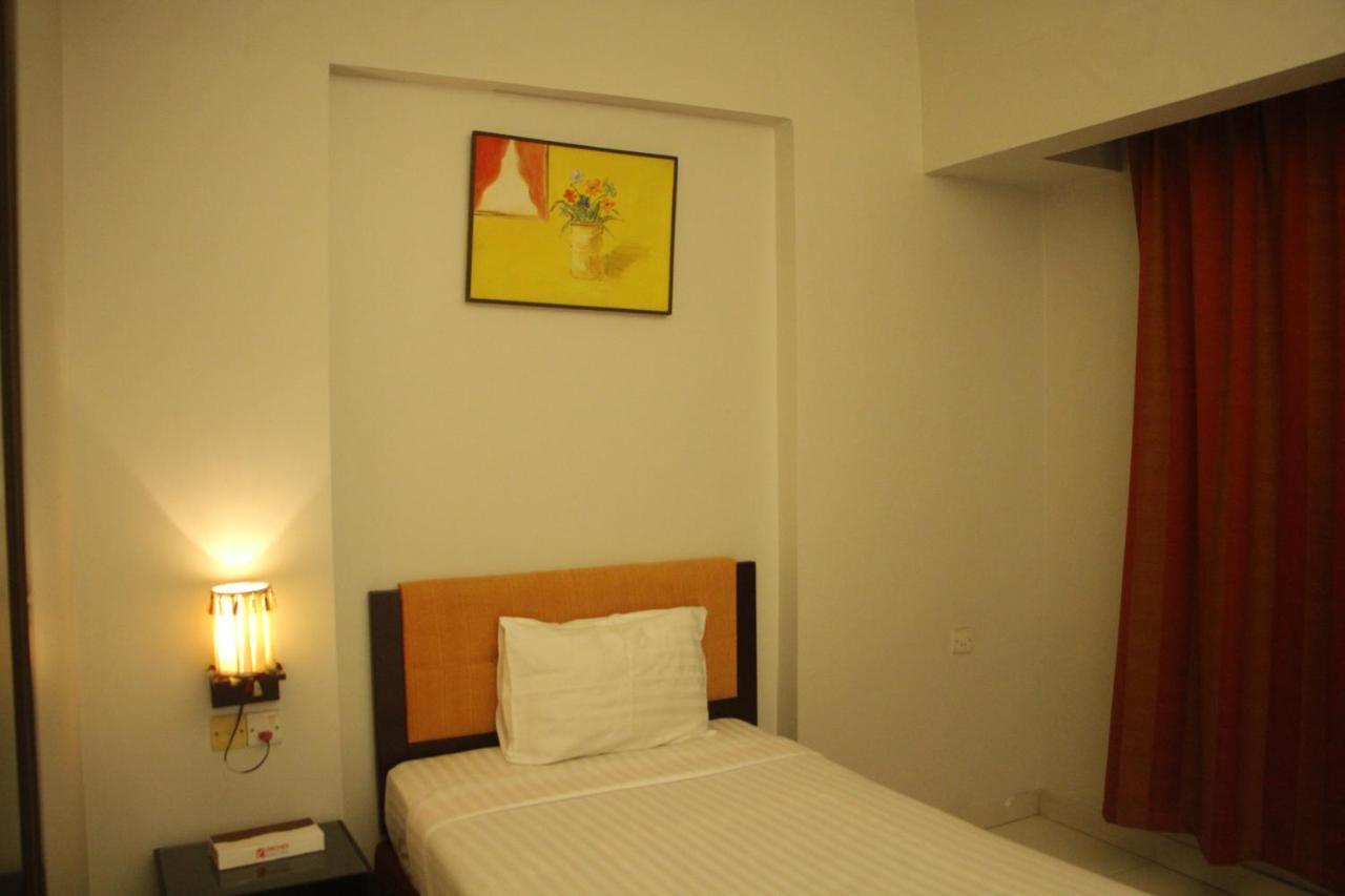 Orchid Business Hotel Chittagong Dış mekan fotoğraf