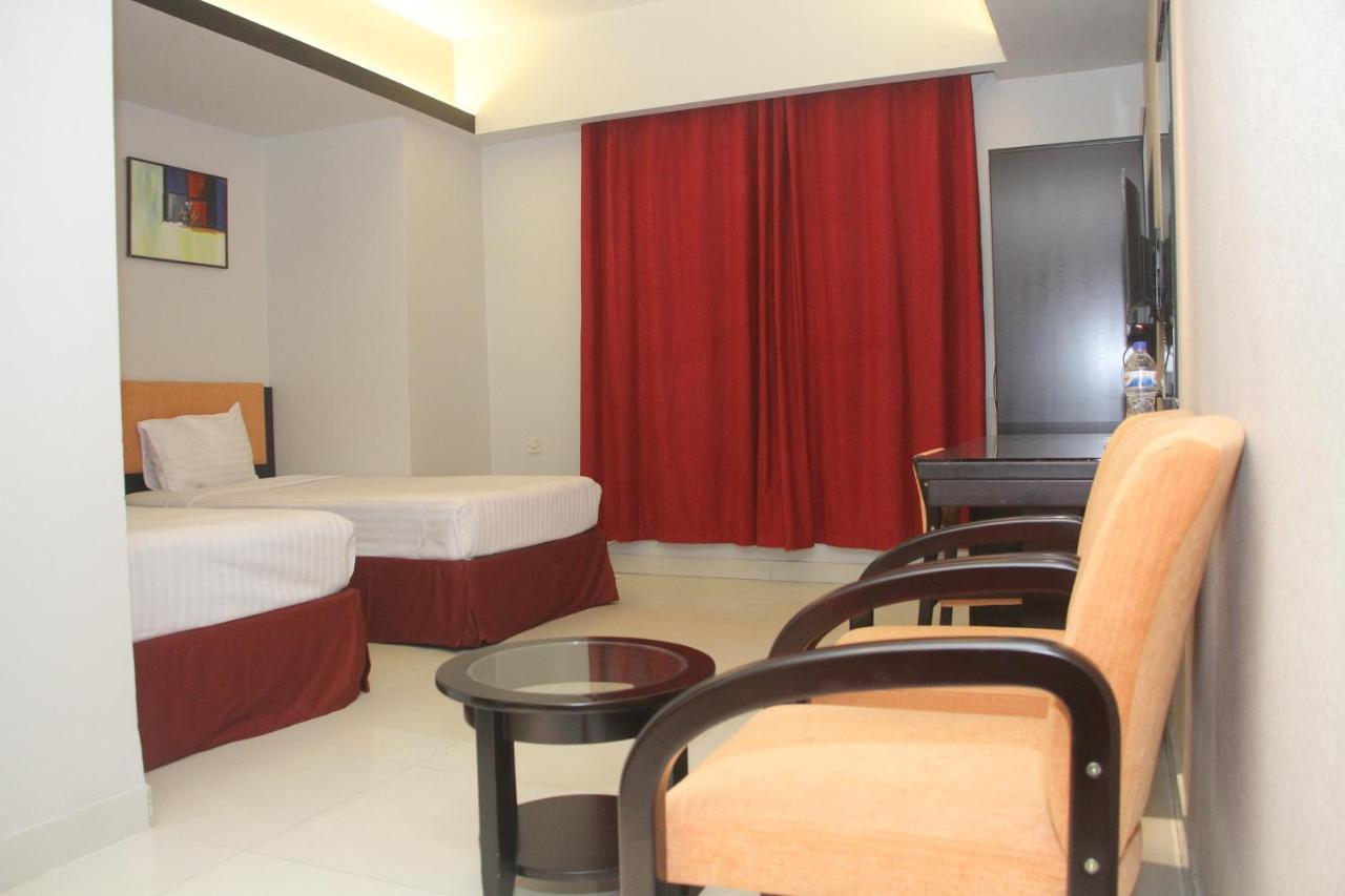 Orchid Business Hotel Chittagong Dış mekan fotoğraf