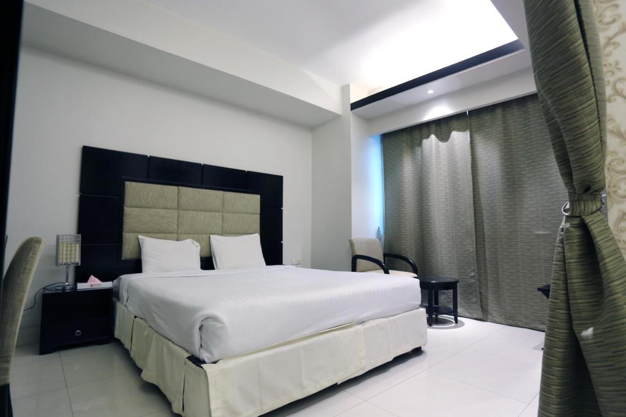 Orchid Business Hotel Chittagong Dış mekan fotoğraf