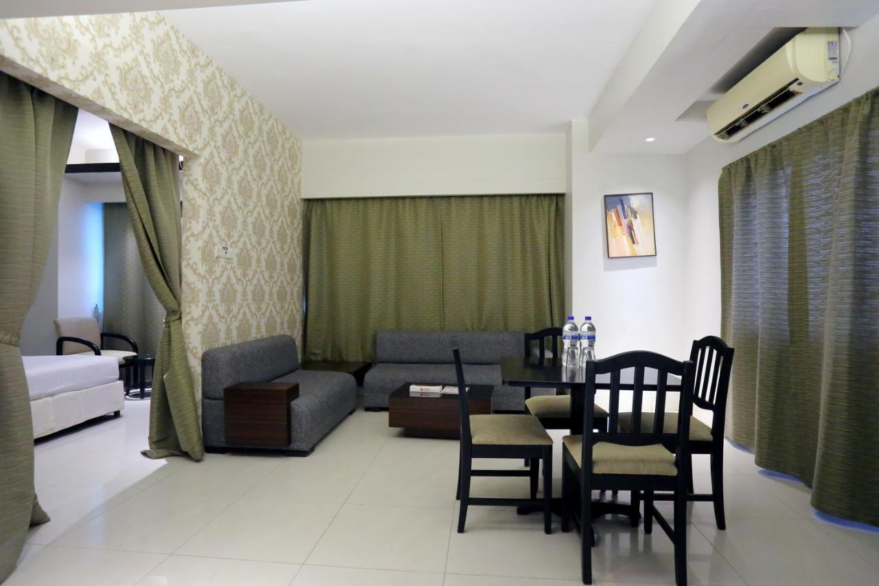 Orchid Business Hotel Chittagong Dış mekan fotoğraf