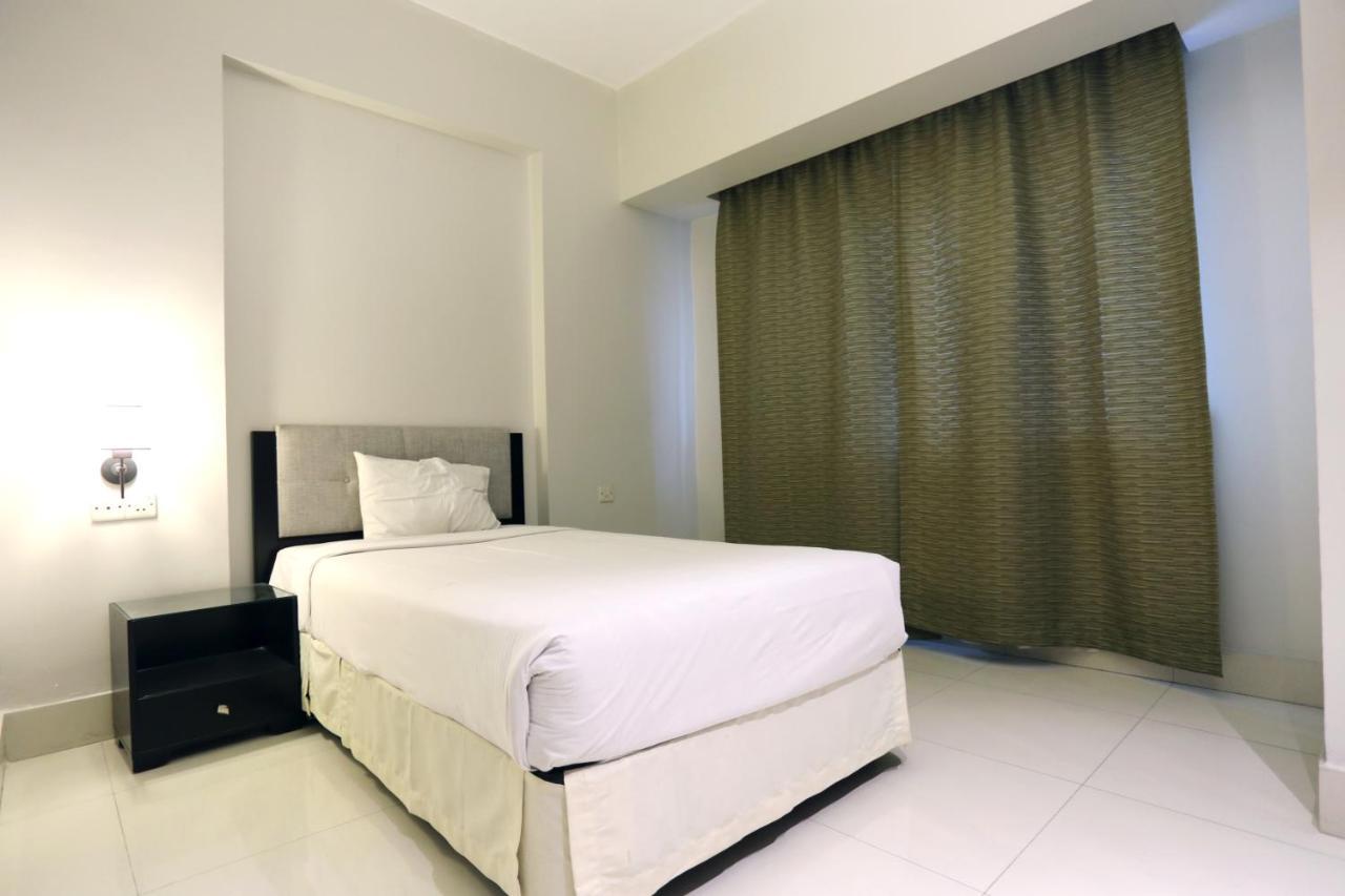 Orchid Business Hotel Chittagong Dış mekan fotoğraf