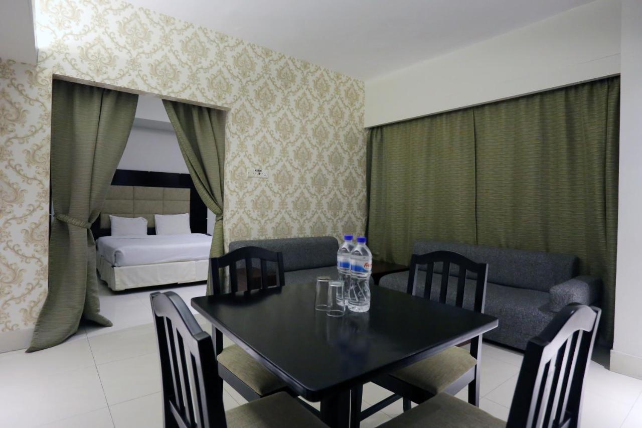 Orchid Business Hotel Chittagong Dış mekan fotoğraf