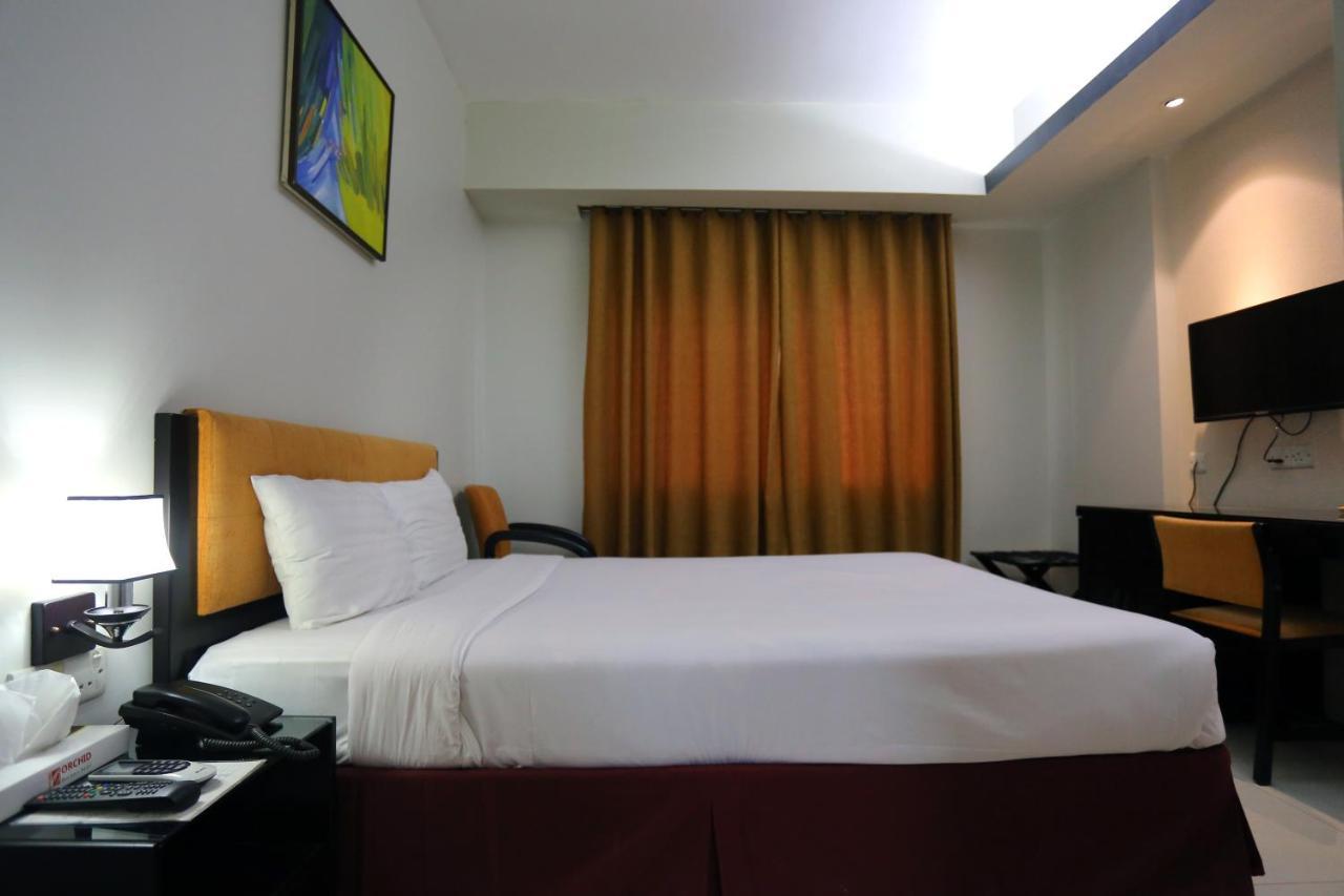 Orchid Business Hotel Chittagong Dış mekan fotoğraf